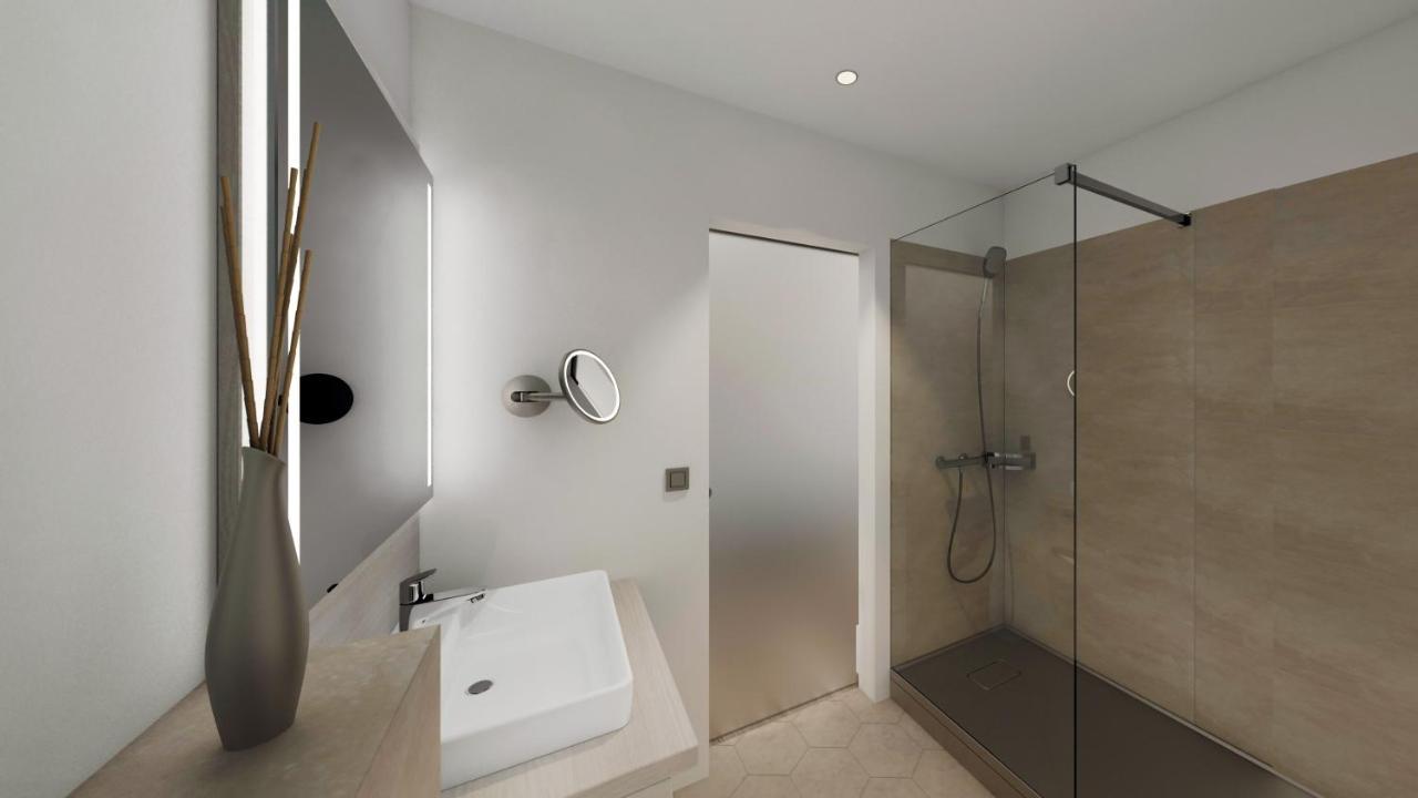 Domhof 4*