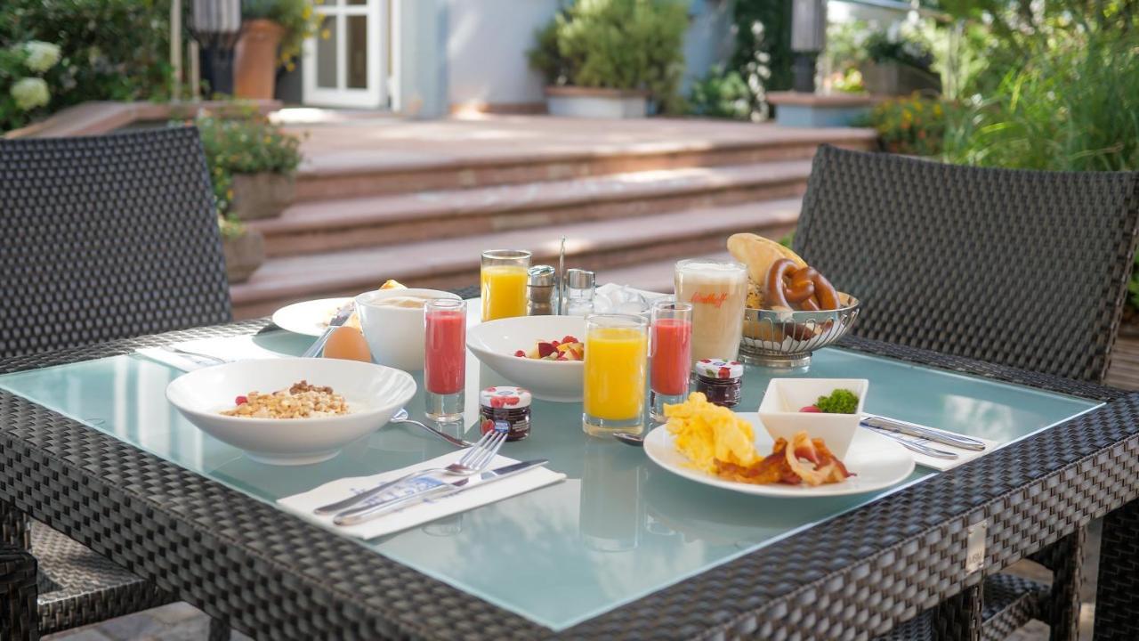Domhof 4*